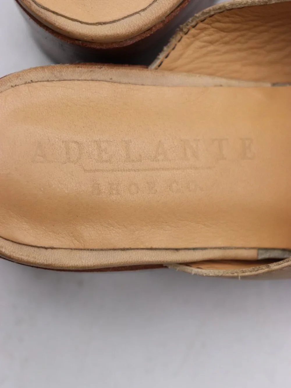 Adelante Mules Women's Size 7.5 Brown Leather Casual Slip On Block Heel  +++ P